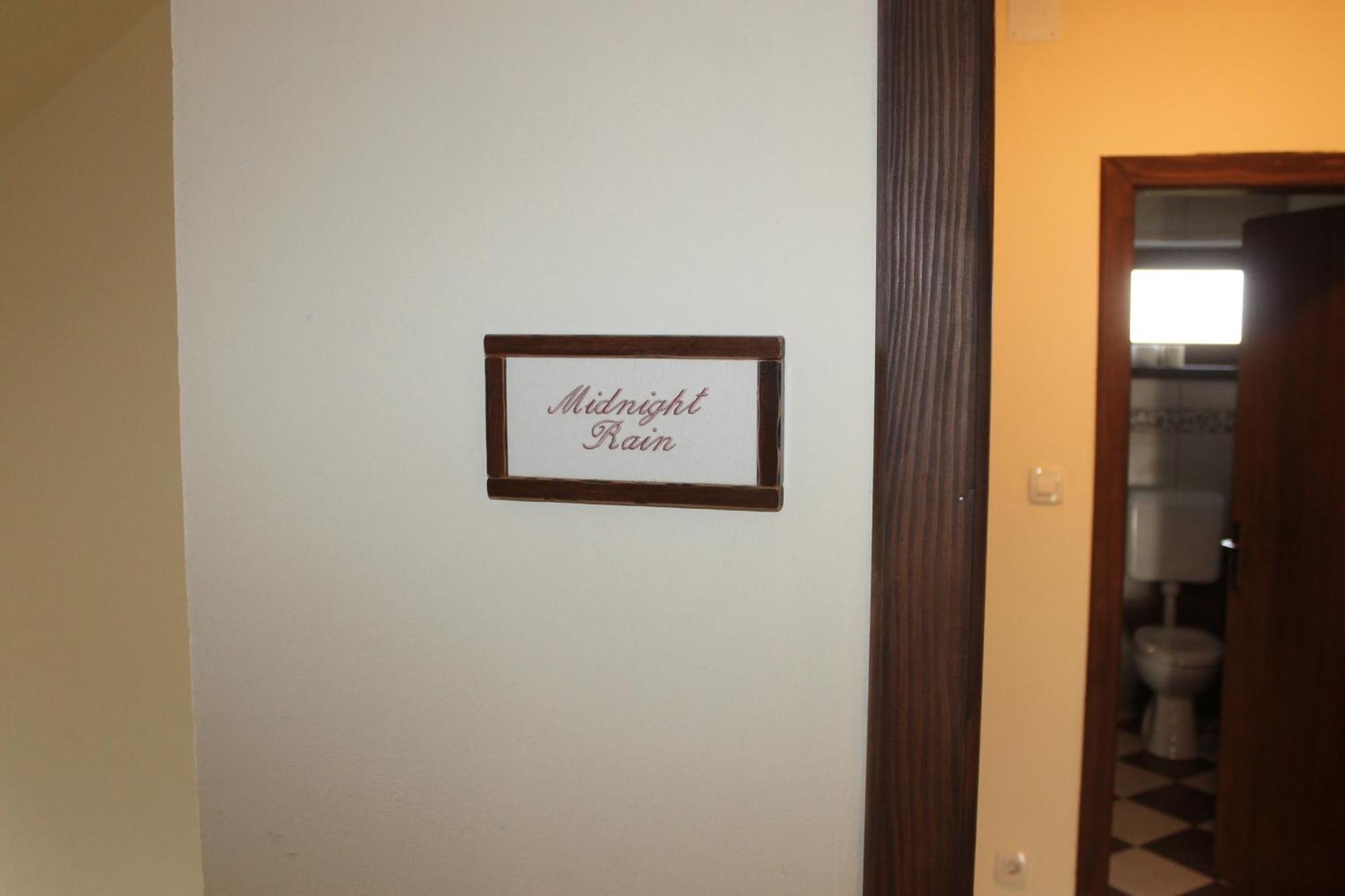 Rooms & Apartment Vinia Bjelovar Room photo
